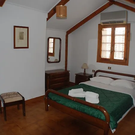 Thalassa Apartment *